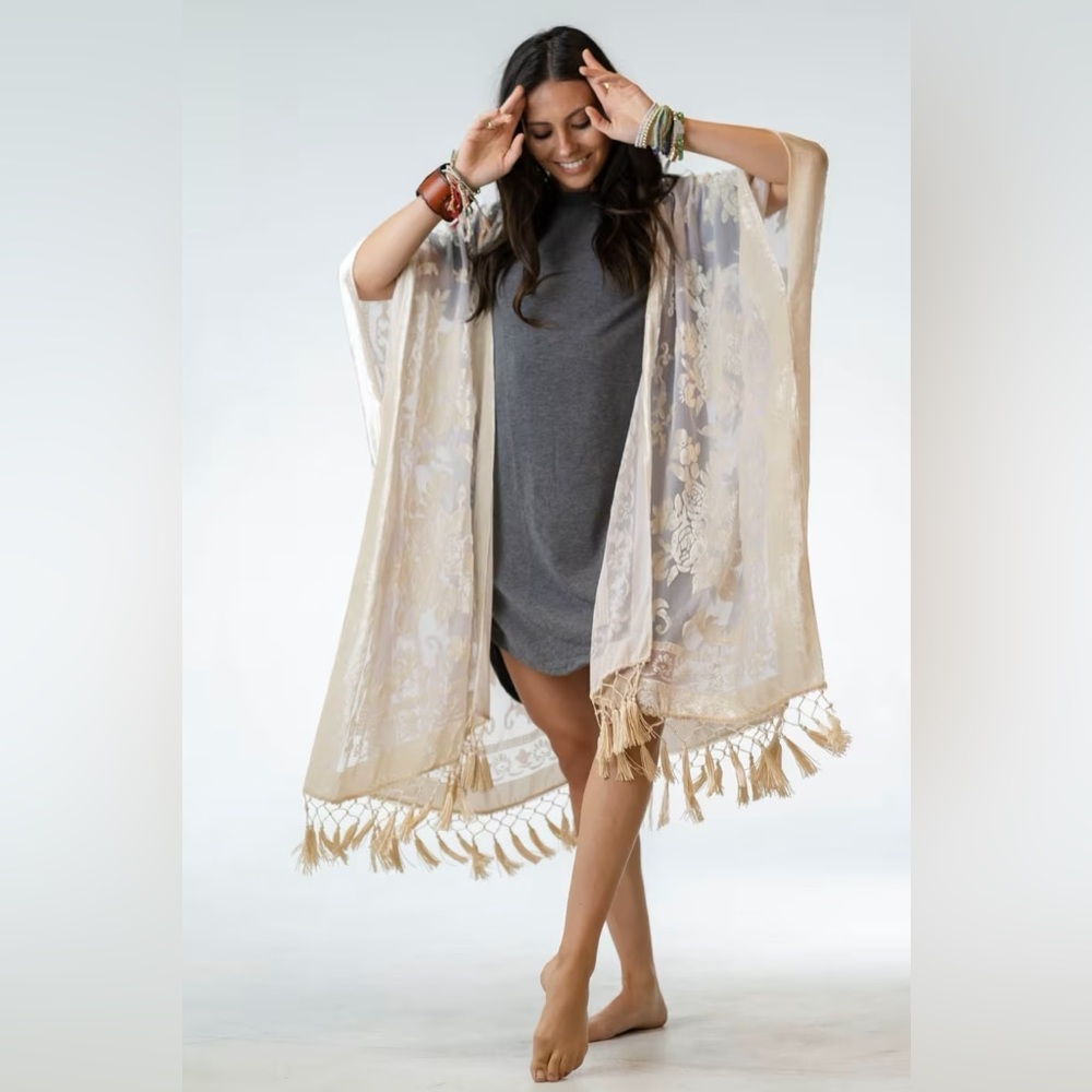 Nude Crushed Velvet Luxury Kimono